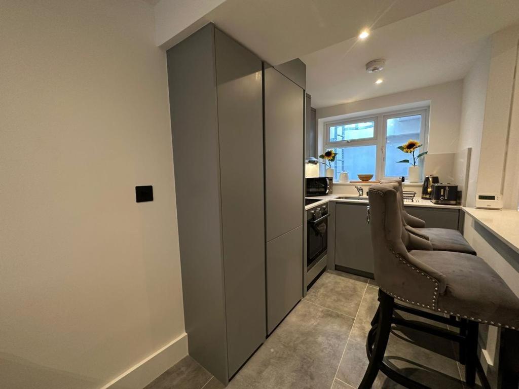 Two Bedroom House In Kilburn Apartamento Londres