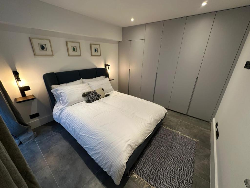 Two Bedroom House In Kilburn Appartement